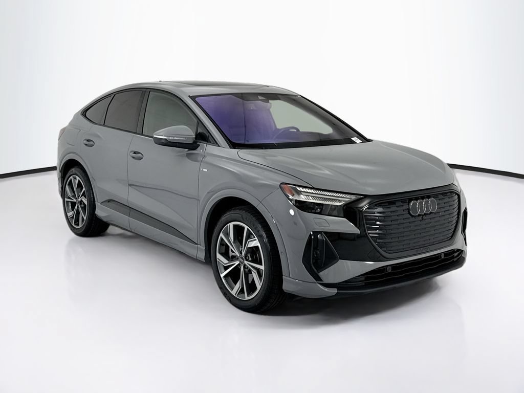 Certified 2024 Audi Q4 e-tron Prestige w/ Black Optic Plus Package AWD/4WD image 3