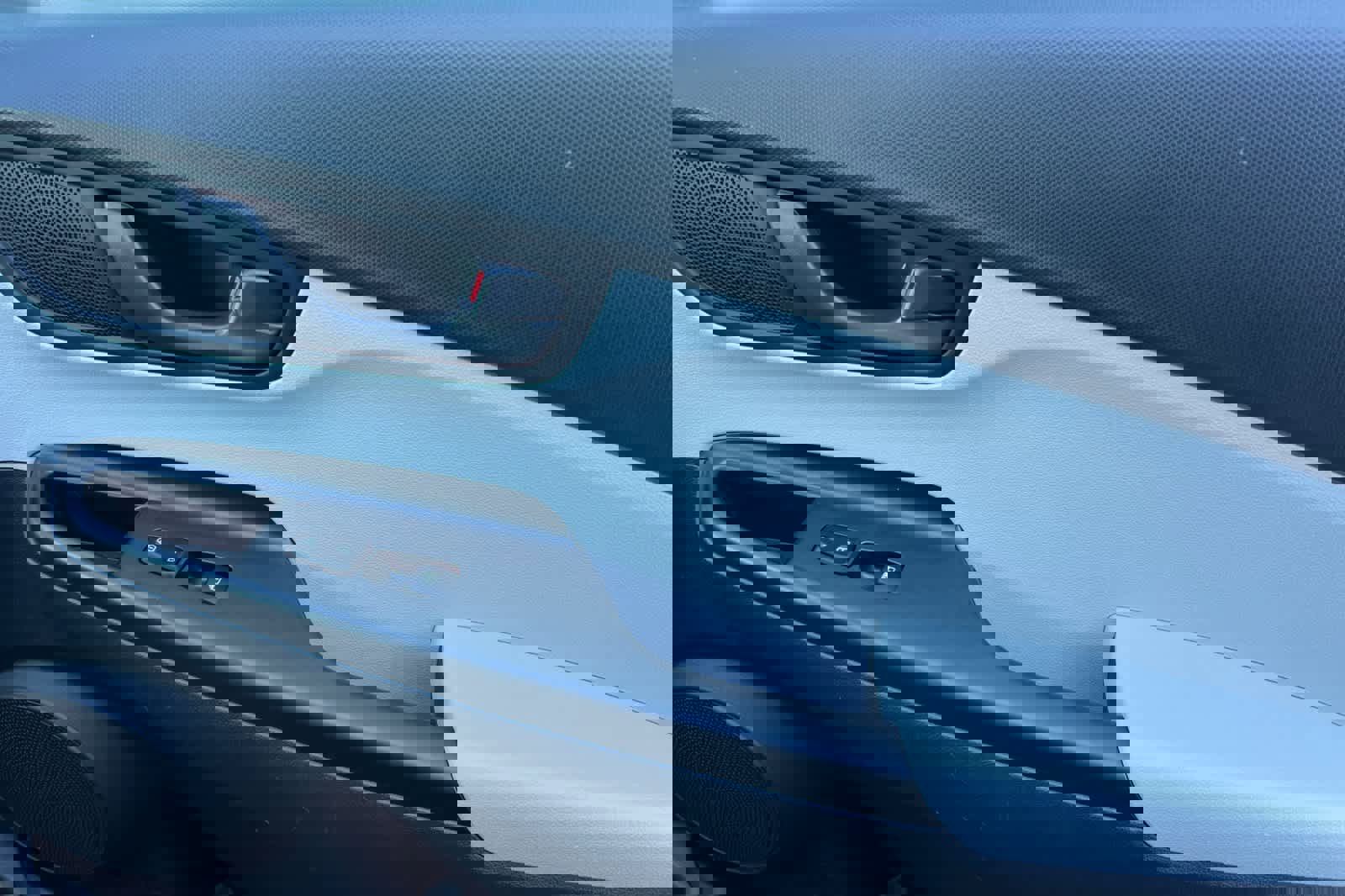 Used 2023 Hyundai Kona SEL w/ Cargo Package image 18