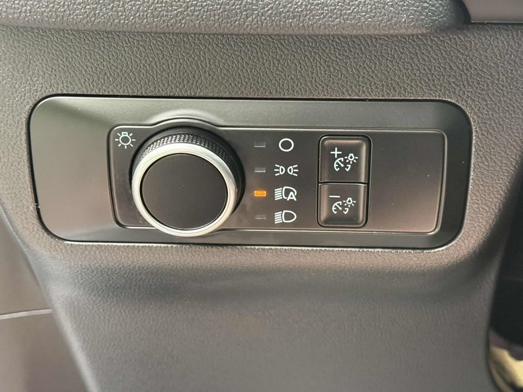 Used 2025 Ford Escape ST-Line AWD/4WD image 14