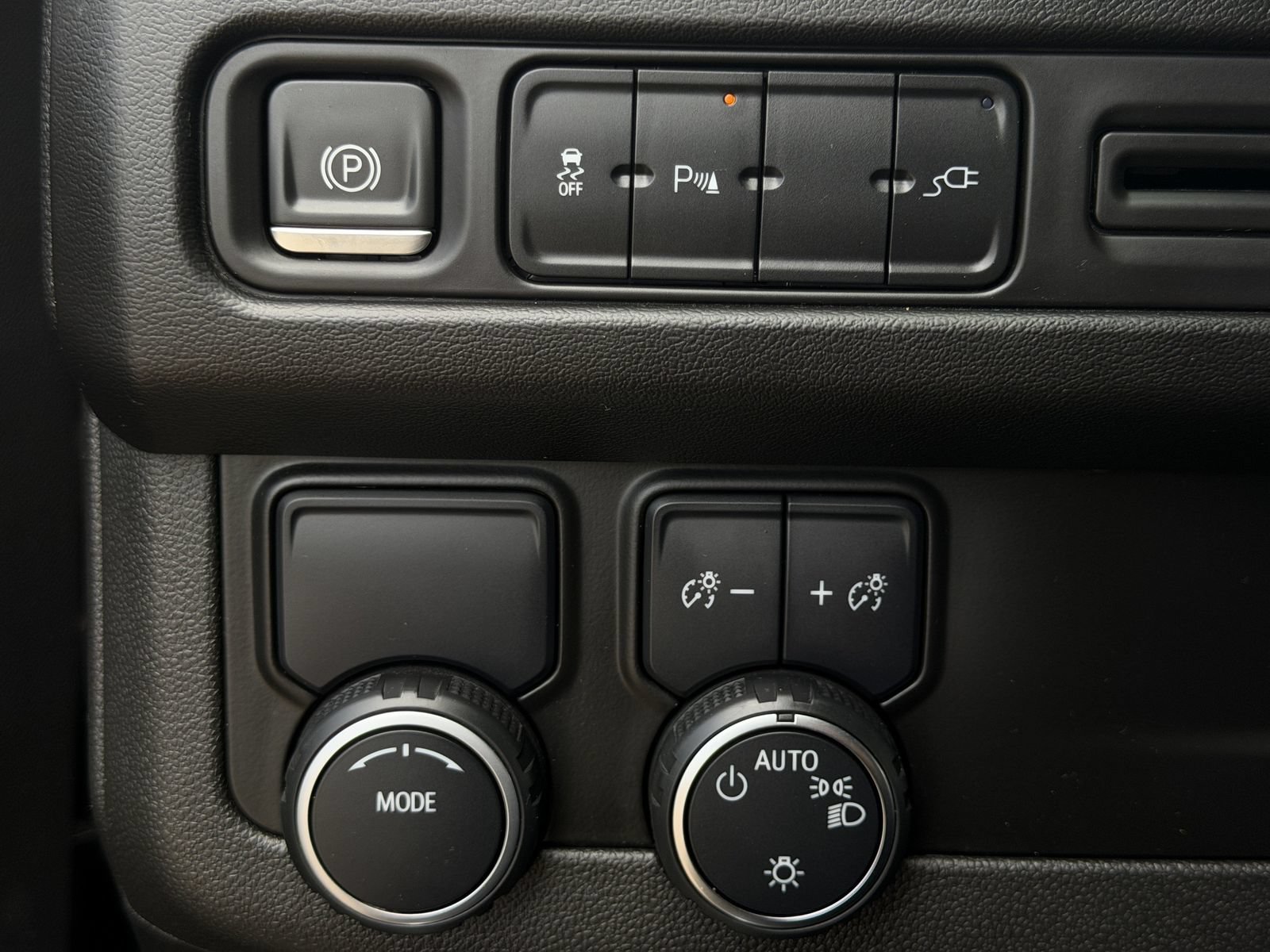 Used 2021 Chevrolet Tahoe RST RWD image 22