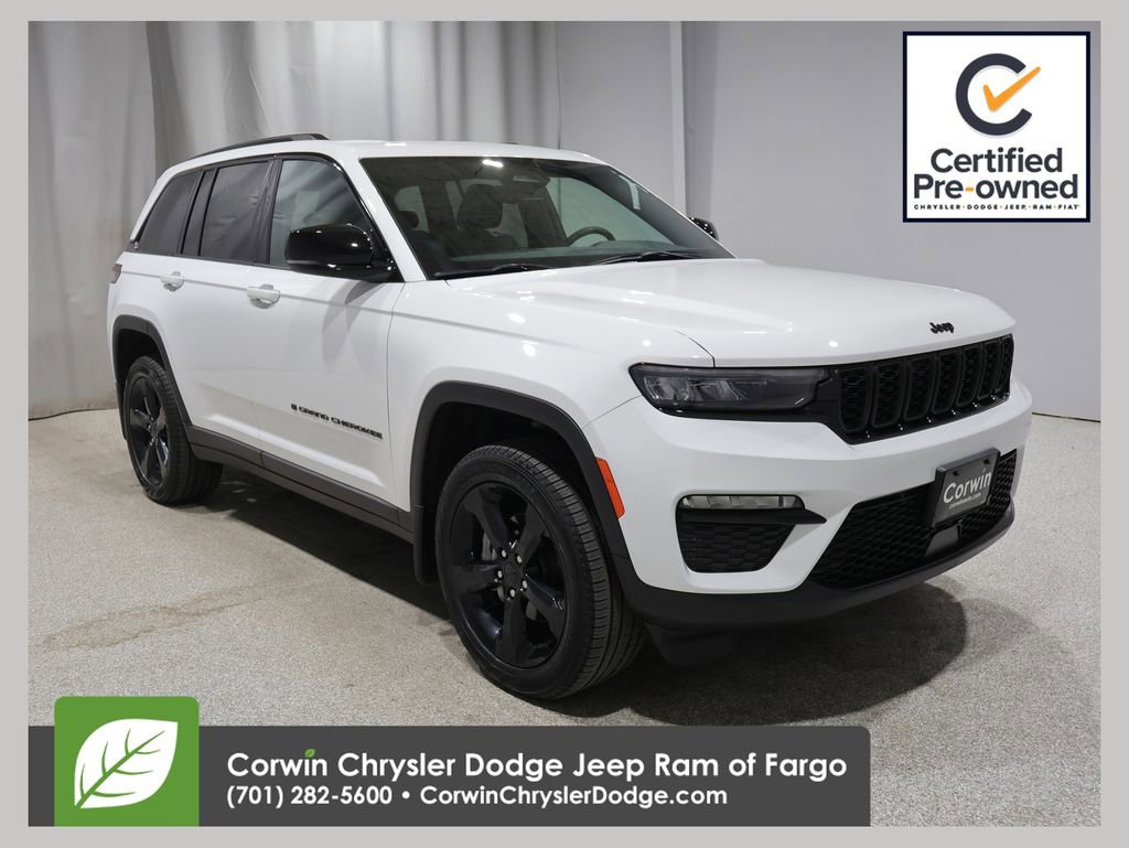 Used 2024 Jeep Grand Cherokee Limited w/ Black Appearance Package
