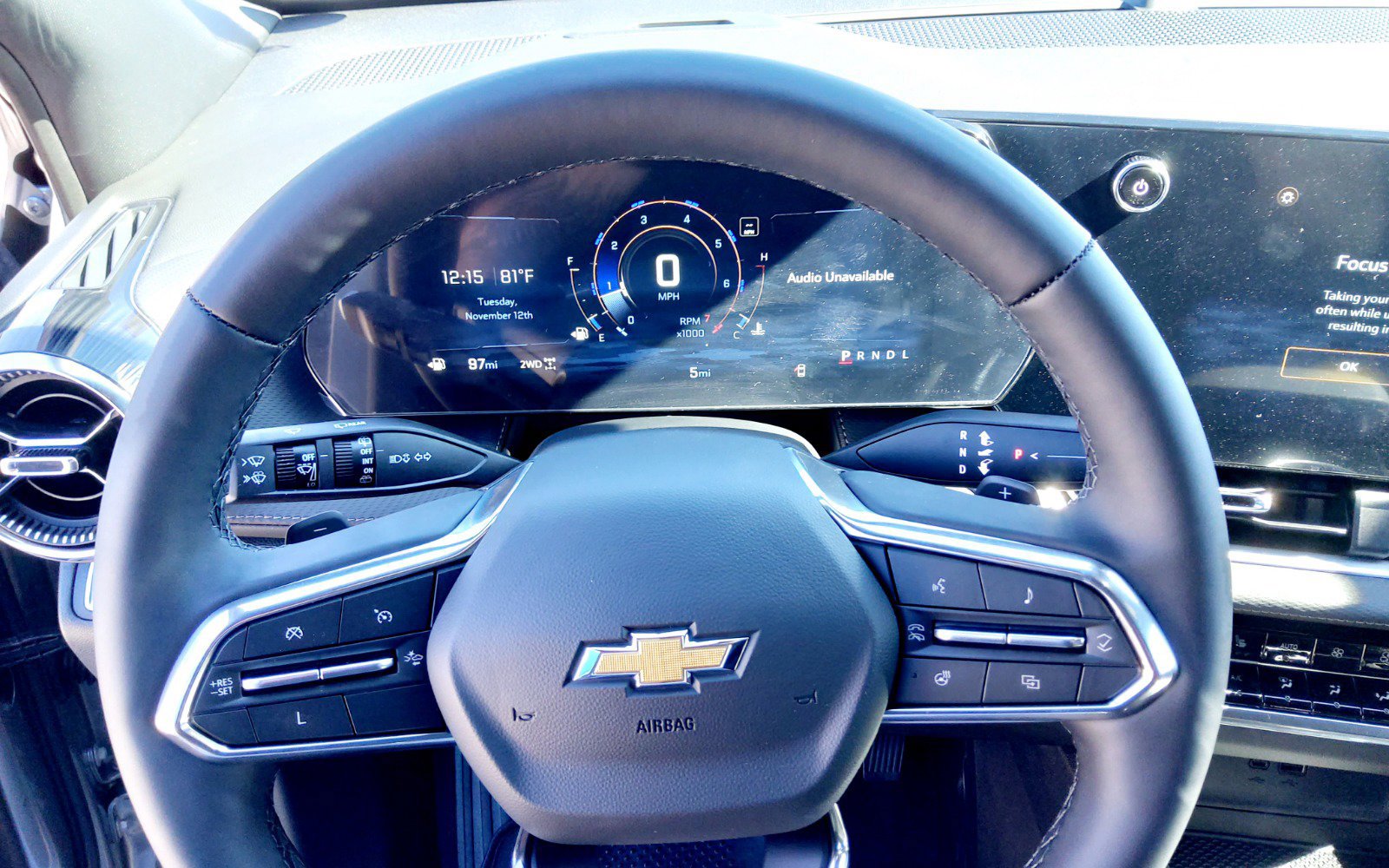 New 2025 Chevrolet Equinox LT w/ Convenience Package II image 9