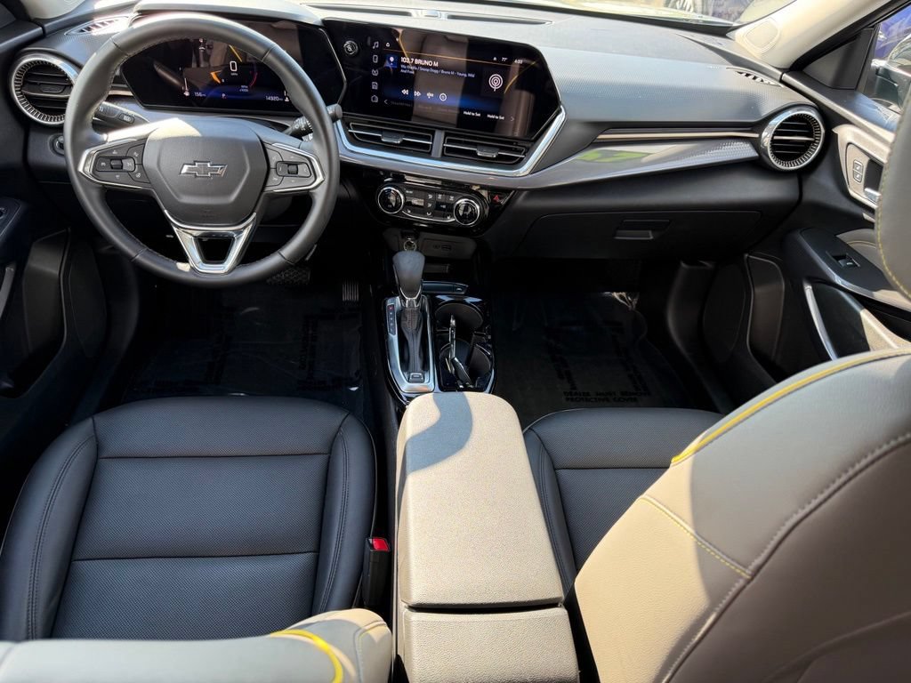 Used 2024 Chevrolet Trax ACTIV w/ Sunroof Package FWD image 19