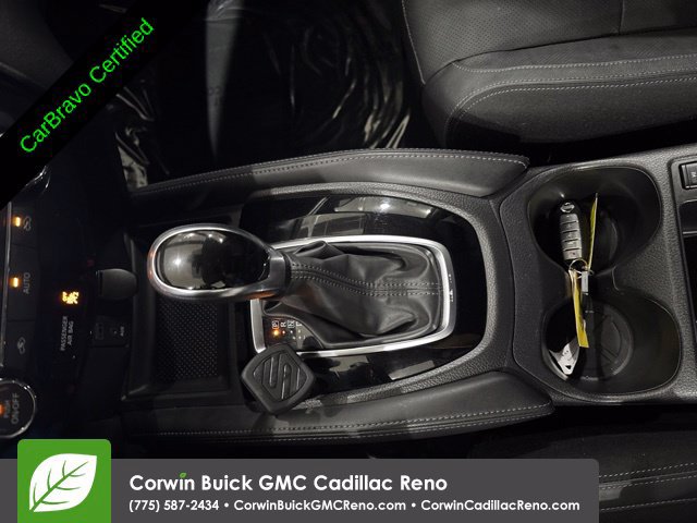Used 2017 Nissan Rogue SL FWD image 24