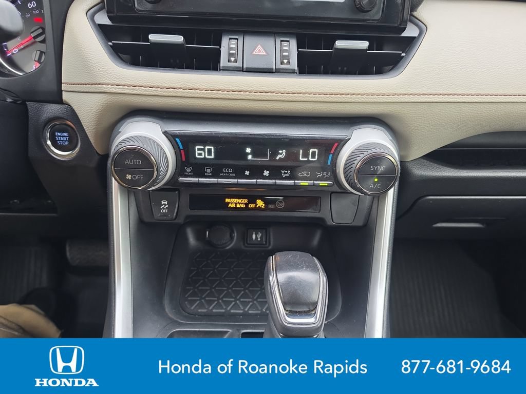 Used 2019 Toyota RAV4 XLE Premium FWD image 15
