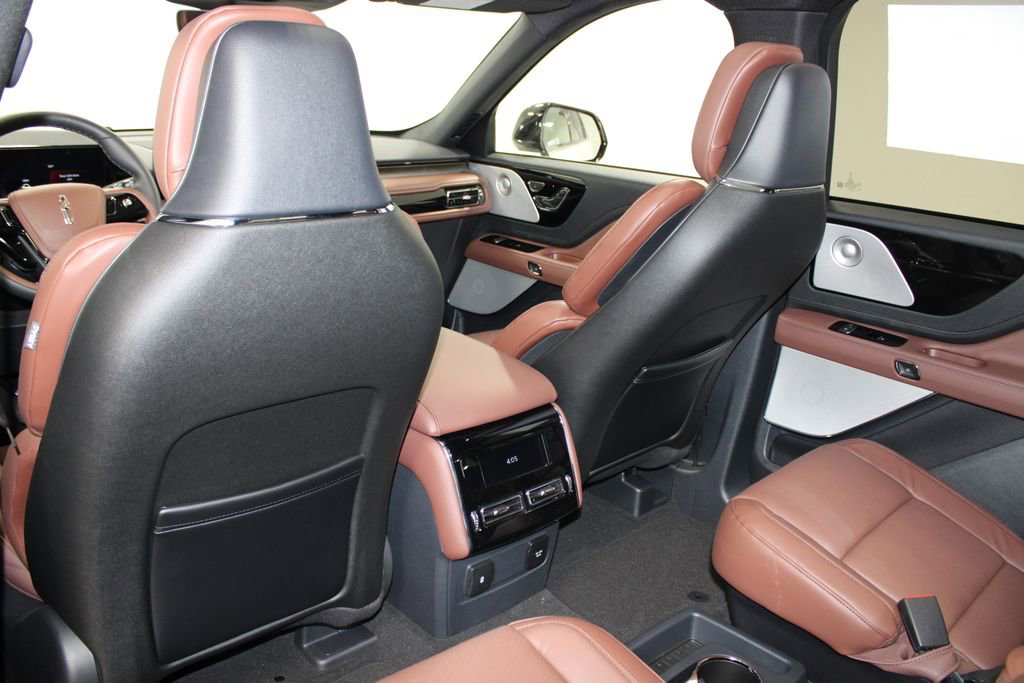 New 2026 Lincoln Aviator Reserve image 27