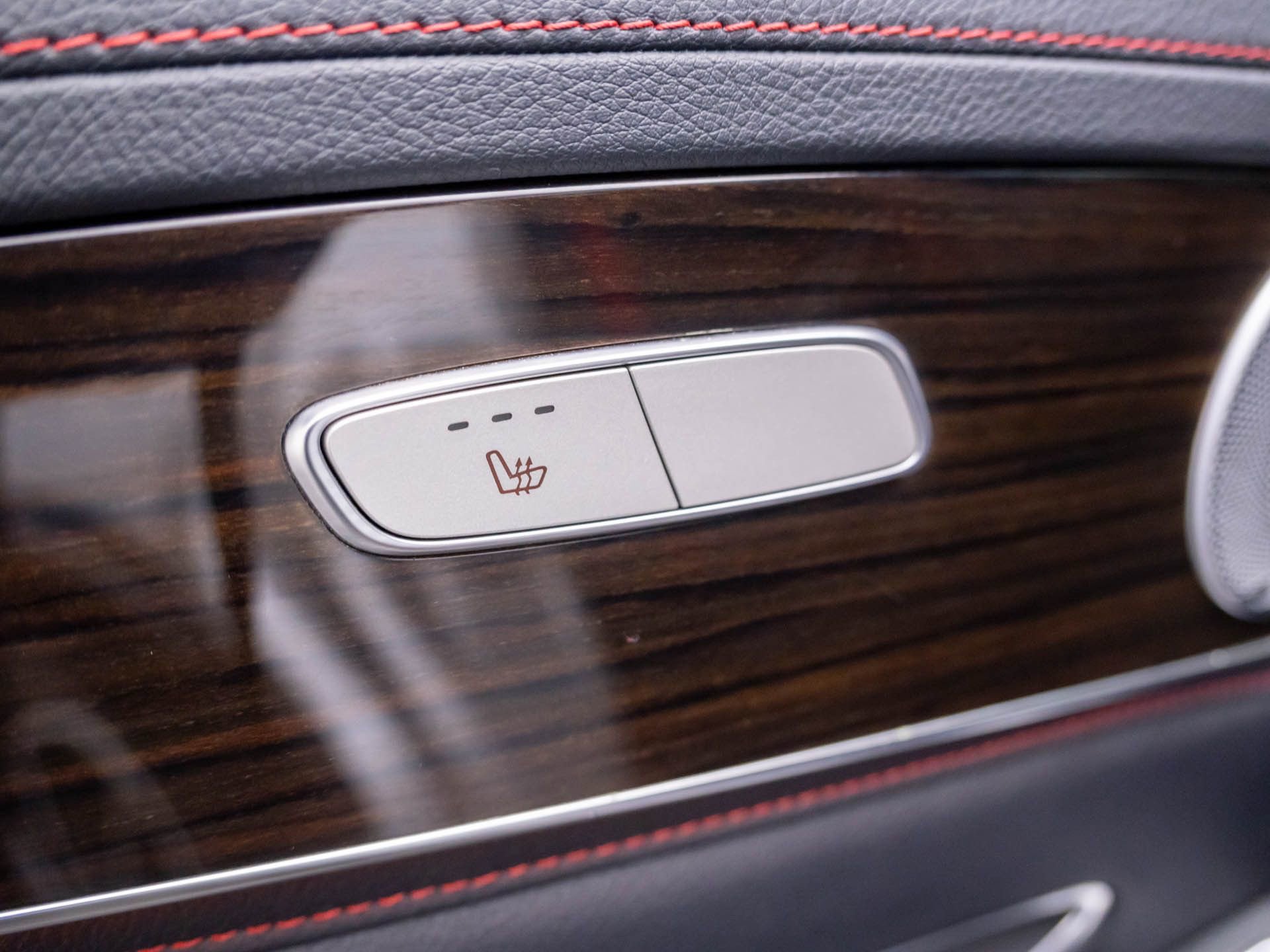 Certified 2018 Mercedes-Benz GLC 43 AMG 4MATIC image 21