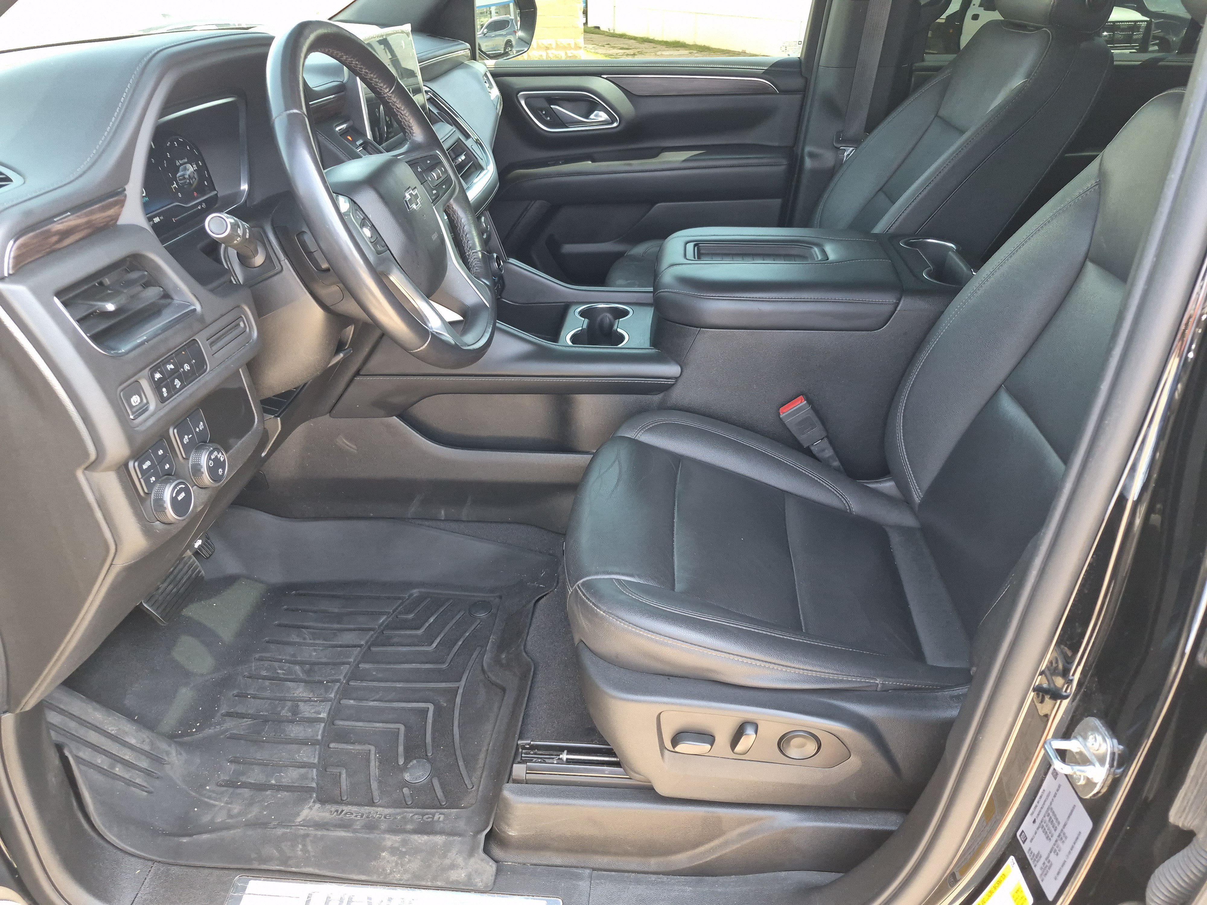 Used 2023 Chevrolet Tahoe Z71 AWD/4WD image 10