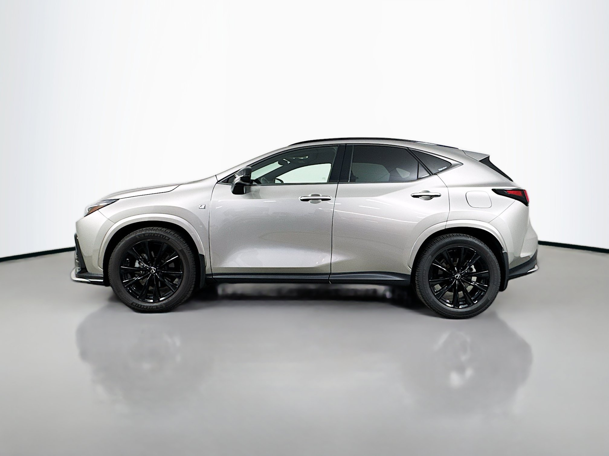 Used 2024 Lexus NX 350 F Sport AWD/4WD image 4