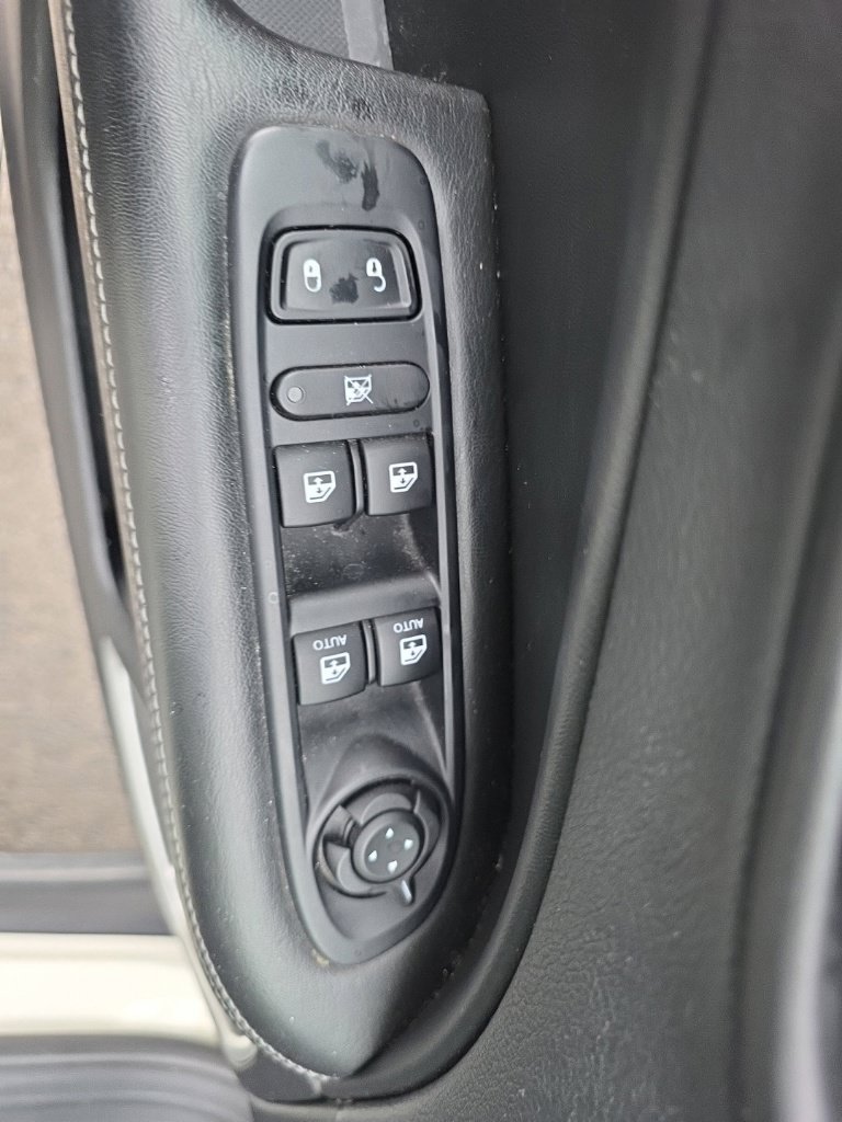Used 2019 Jeep Compass High Altitude AWD/4WD image 13