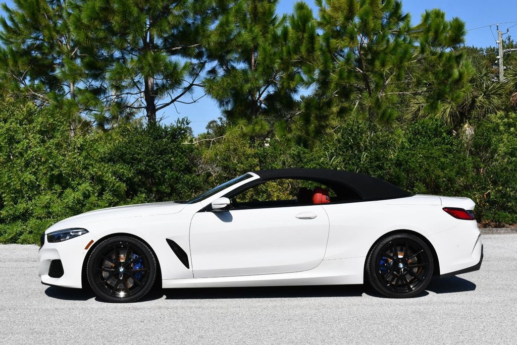 Used 2021 BMW M850i xDrive Convertible AWD/4WD image 38