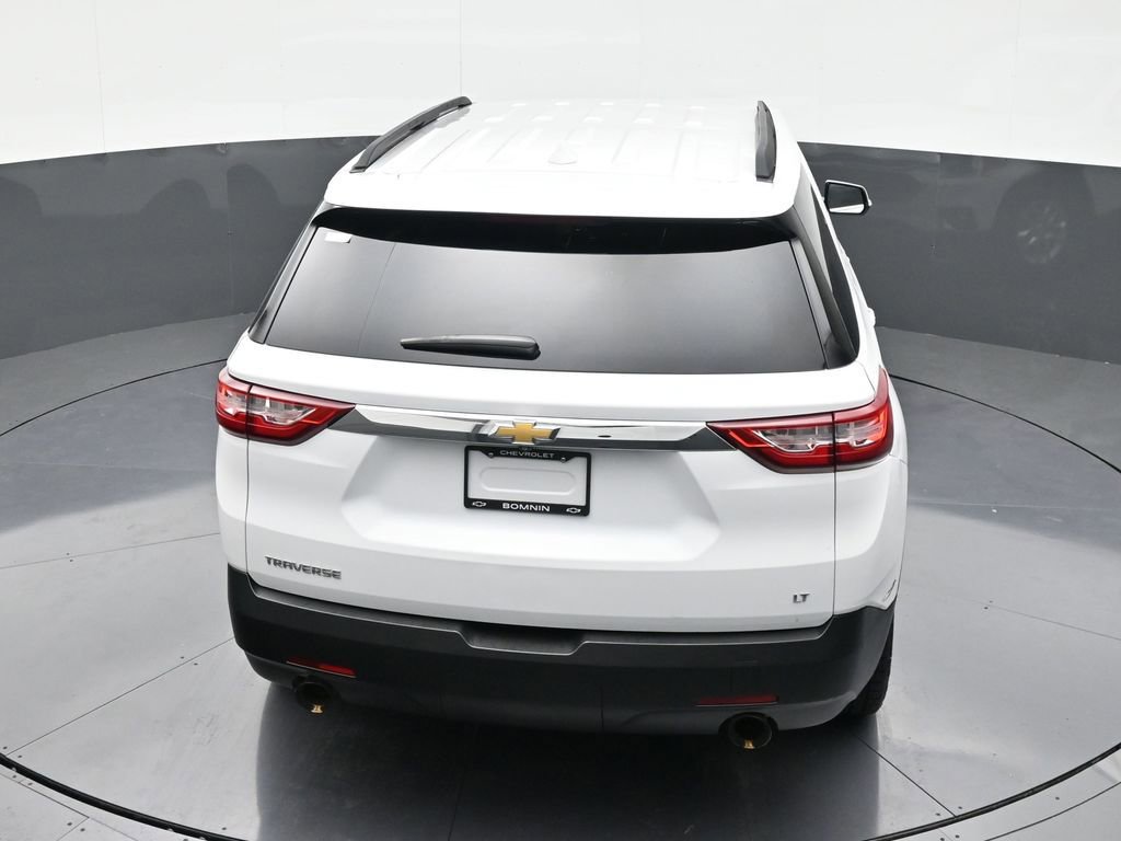 Used 2020 Chevrolet Traverse LT FWD image 15