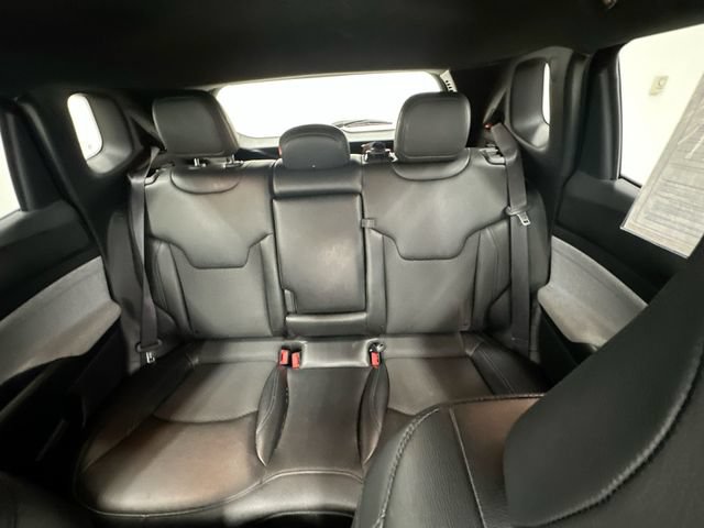 Used 2024 Jeep Compass Latitude AWD/4WD image 24