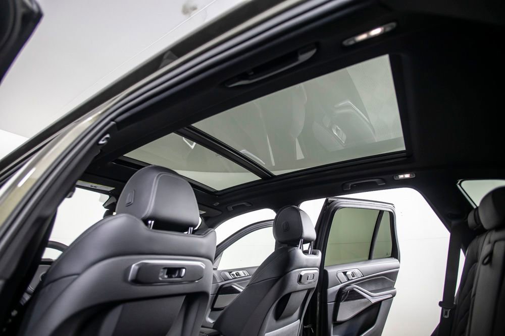 Used 2026 BMW X5 xDrive40i w/ M Sport Package image 26