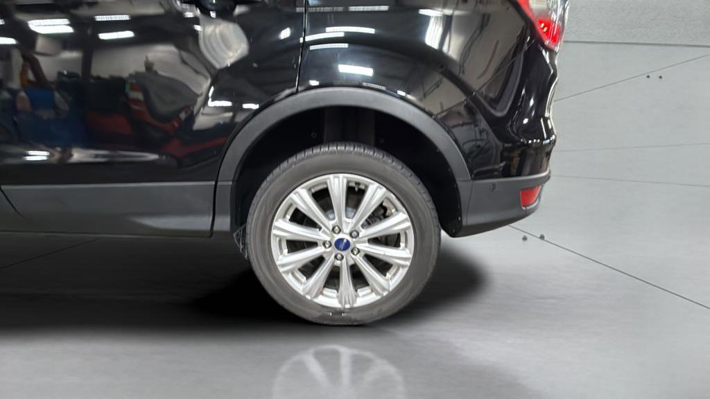Used 2017 Ford Escape Titanium w/ Equipment Group 301A image 27