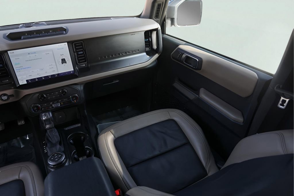 Used 2023 Ford Bronco Wildtrak image 28