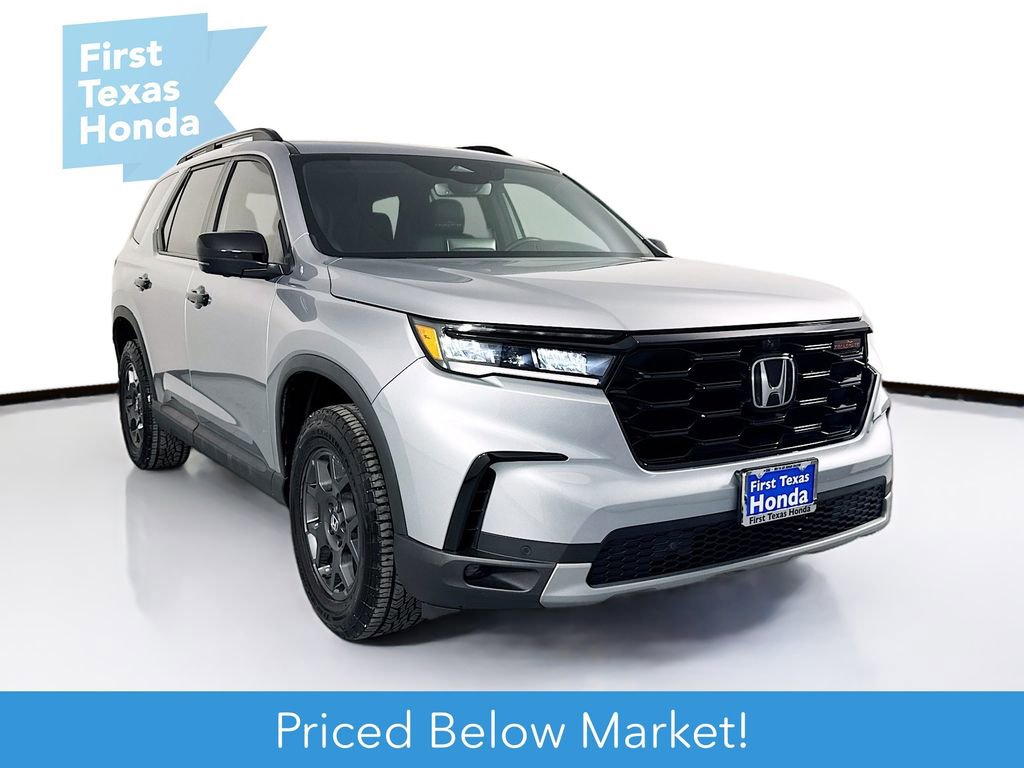 Certified 2024 Honda Pilot TrailSport image 1