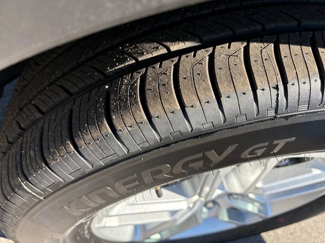 New 2026 Ford Explorer Active RWD image 28