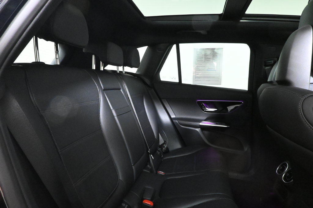 Certified 2026 Mercedes-Benz GLC 300 4MATIC image 32