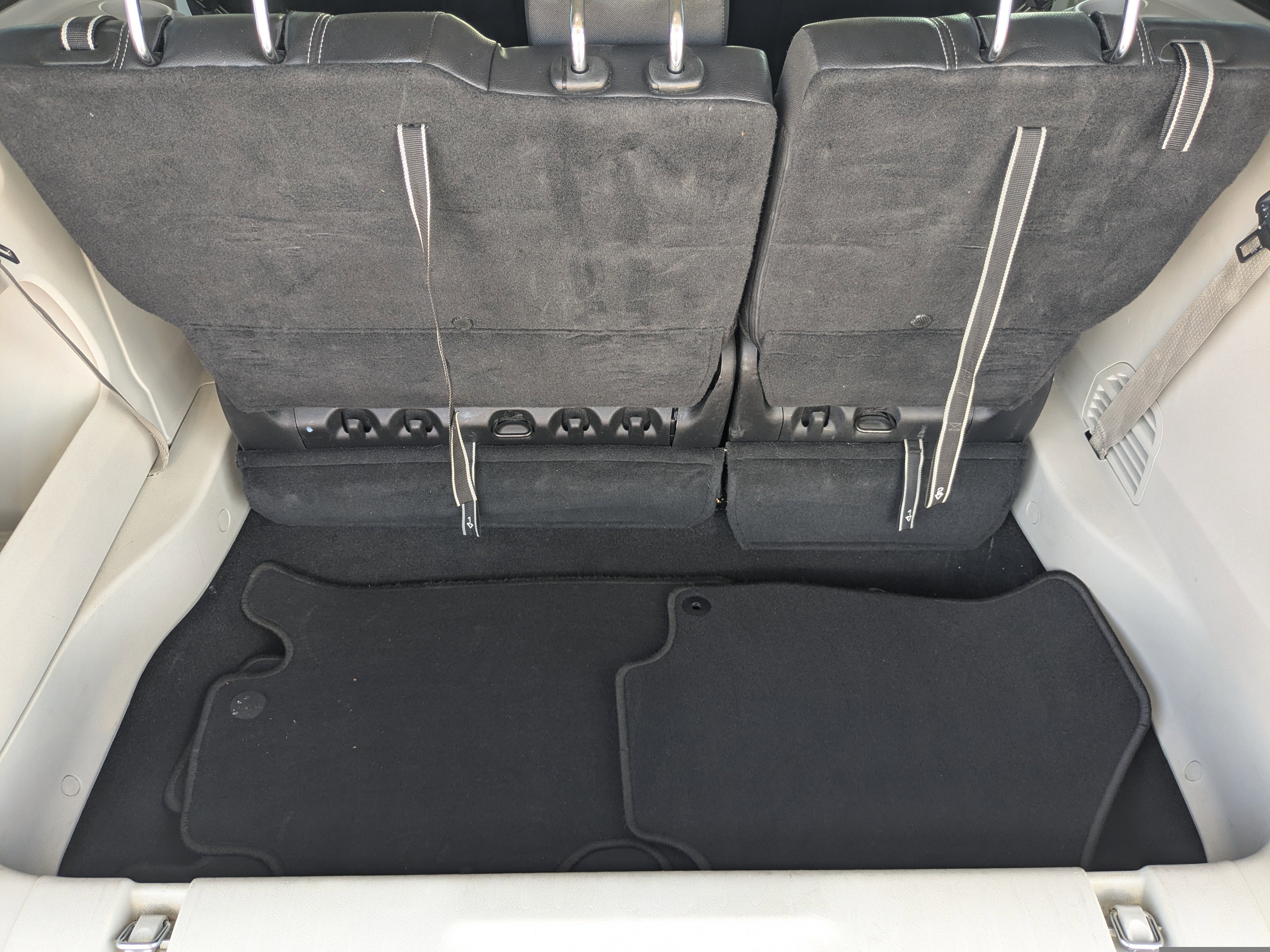 Used 2022 Chrysler Pacifica Touring-L image 25