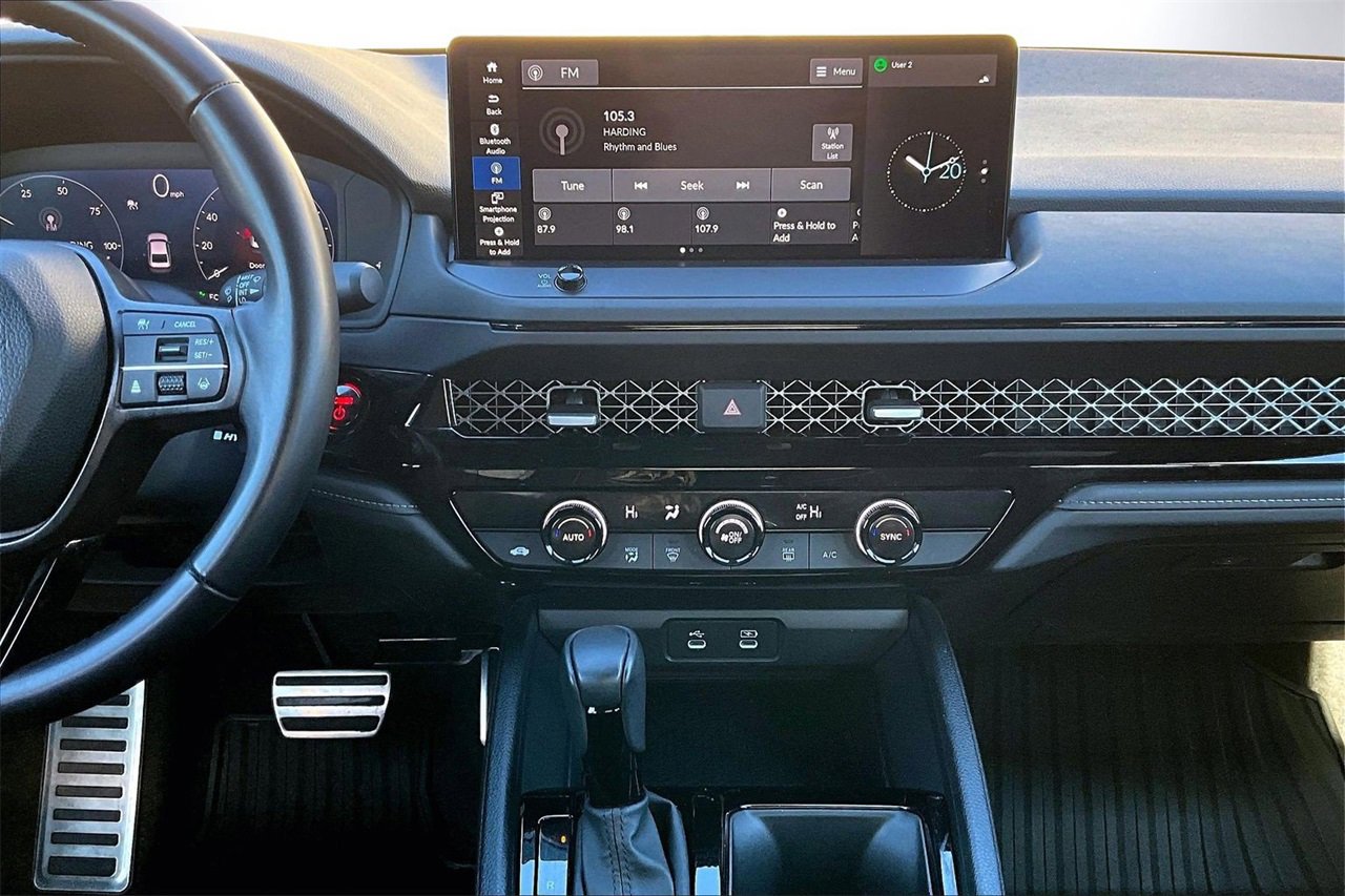 Used 2023 Honda Accord Sport image 12