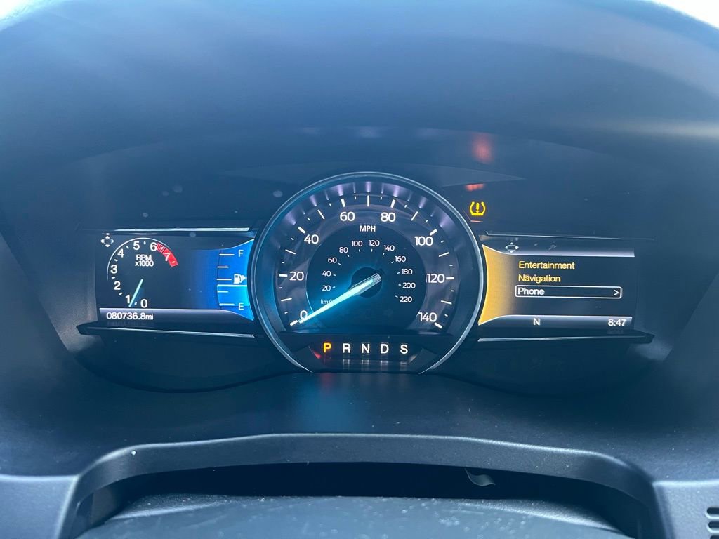 Used 2017 Ford Explorer XLT w/ Equipment Group 202A FWD image 22