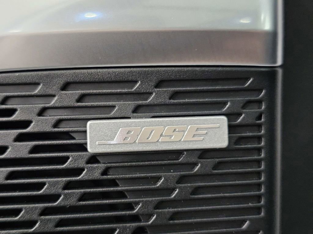 Used 2025 Buick Enclave Sport Touring FWD image 38