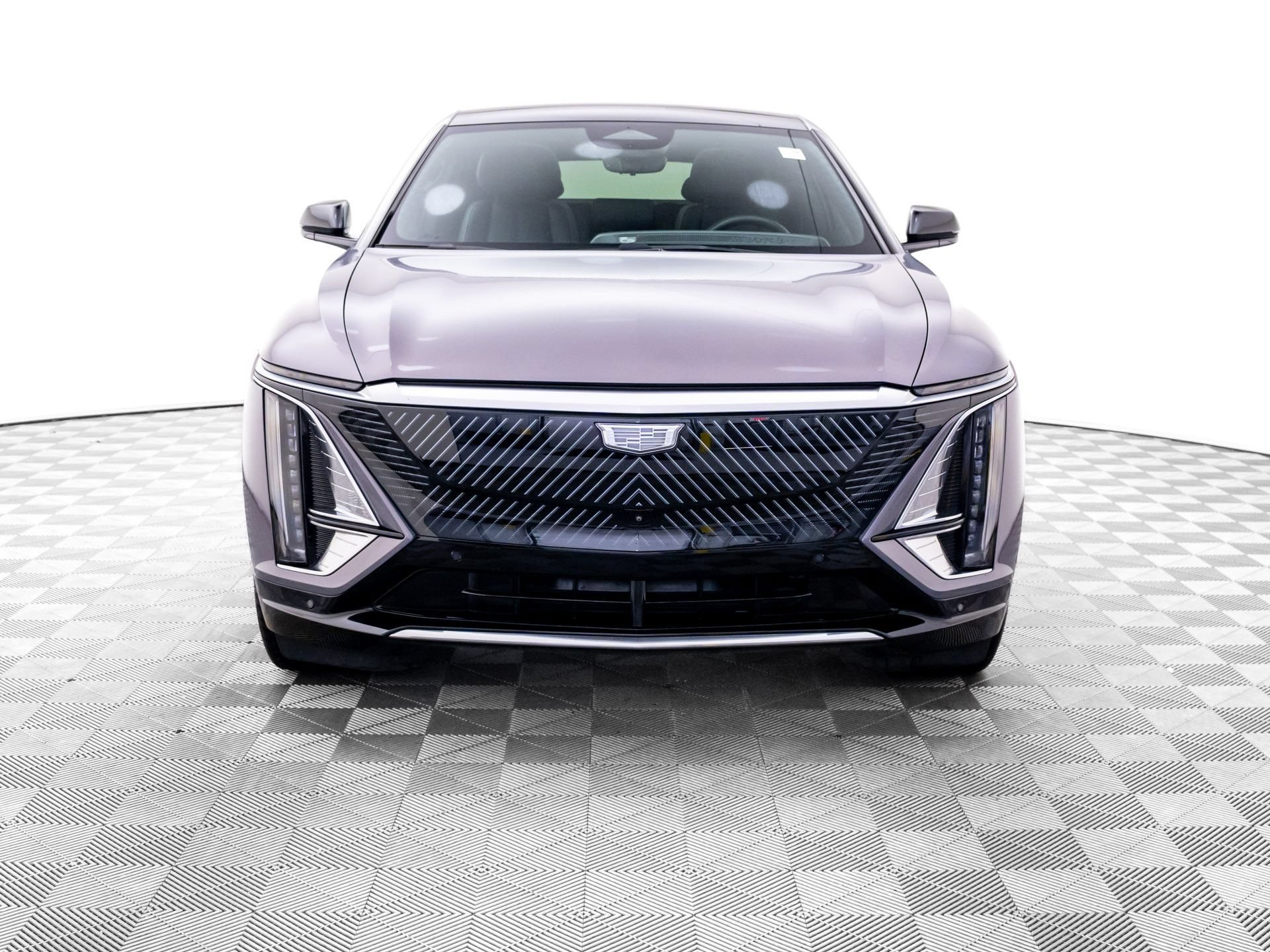 Certified 2025 Cadillac Lyriq Sport w/ LPO, Floor Liner Package AWD/4WD image 9