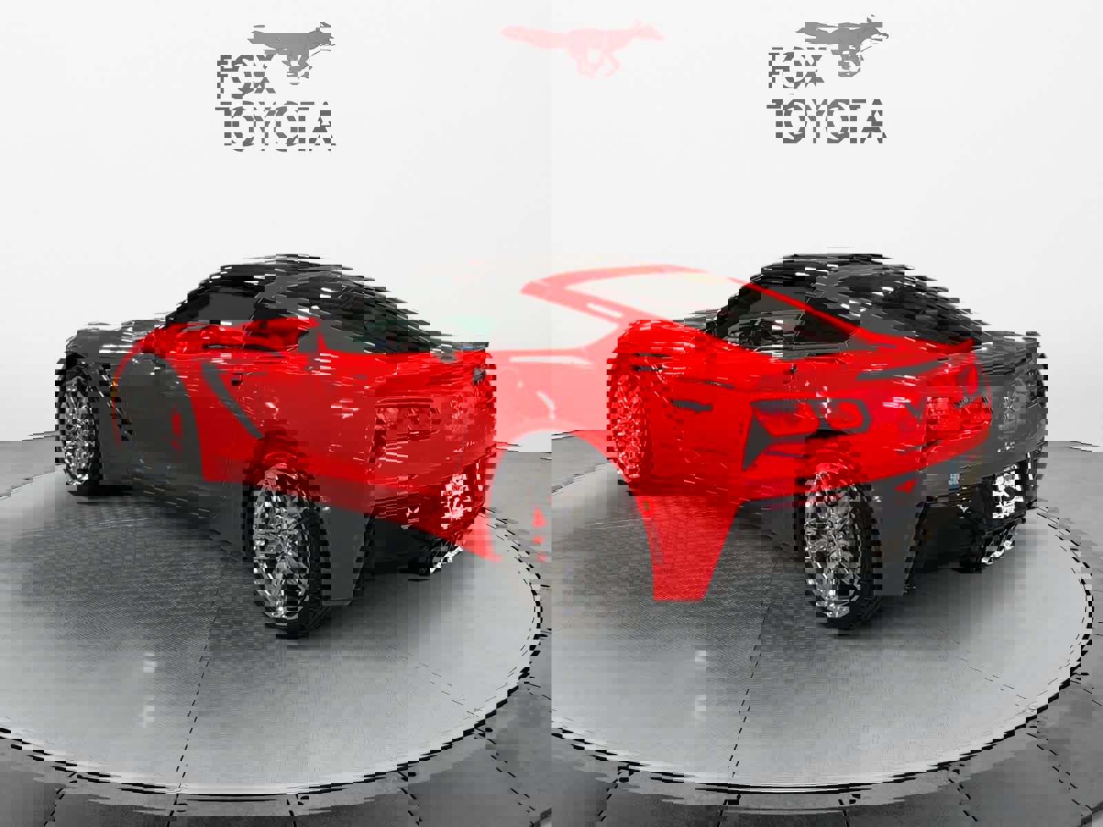 Used 2015 Chevrolet Corvette Stingray Coupe w/ 2LT Preferred Equipment Group image 4