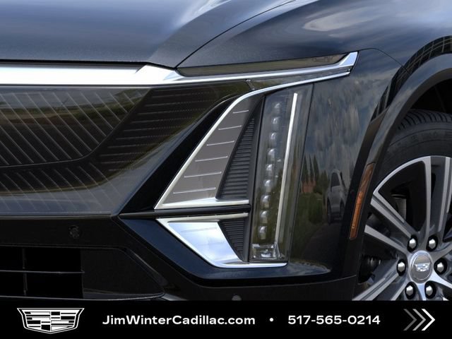 New 2026 Cadillac Lyriq Luxury w/ LPO, Floor Liner Package AWD/4WD image 10