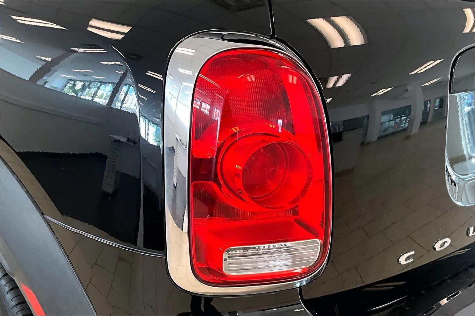 Used 2018 MINI Cooper Countryman FWD image 27