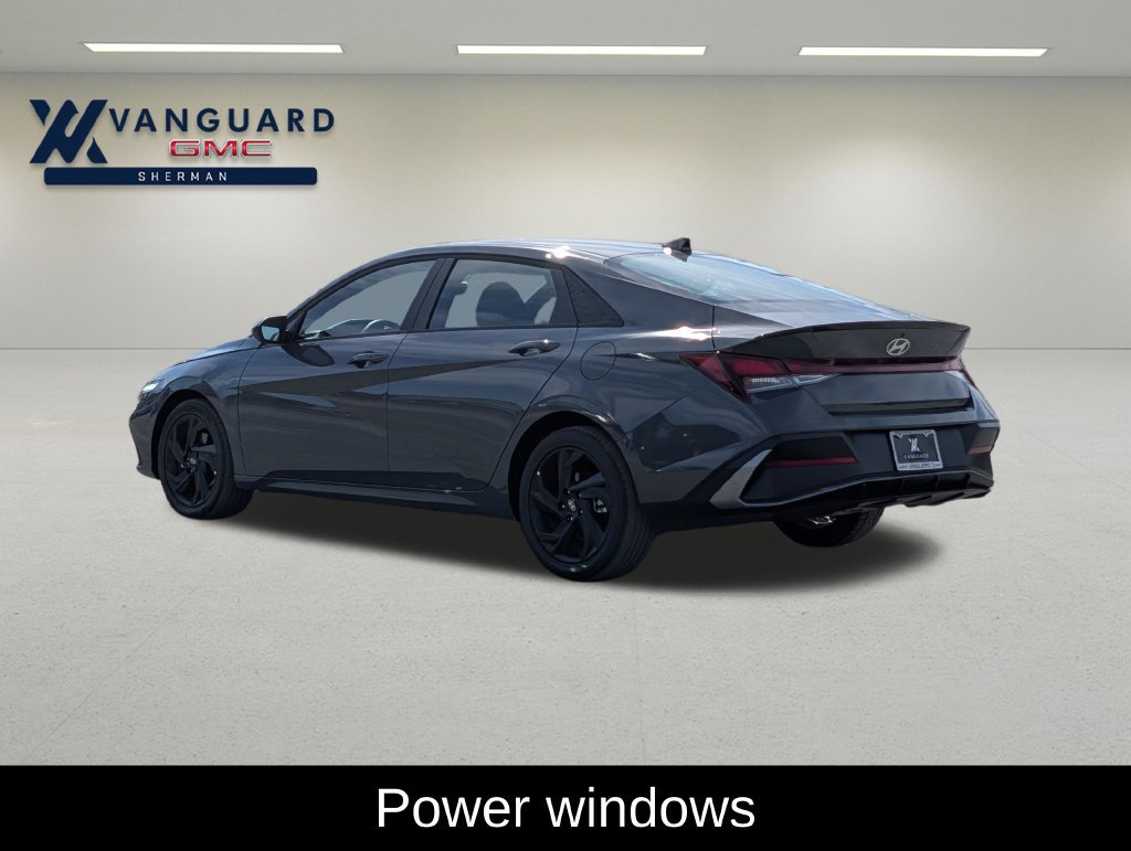 Used 2026 Hyundai Elantra Sport FWD image 4