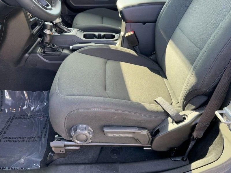Used 2022 Jeep Wrangler Sport S image 47