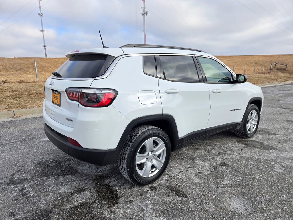 Used 2022 Jeep Compass Latitude w/ Convenience Group image 3