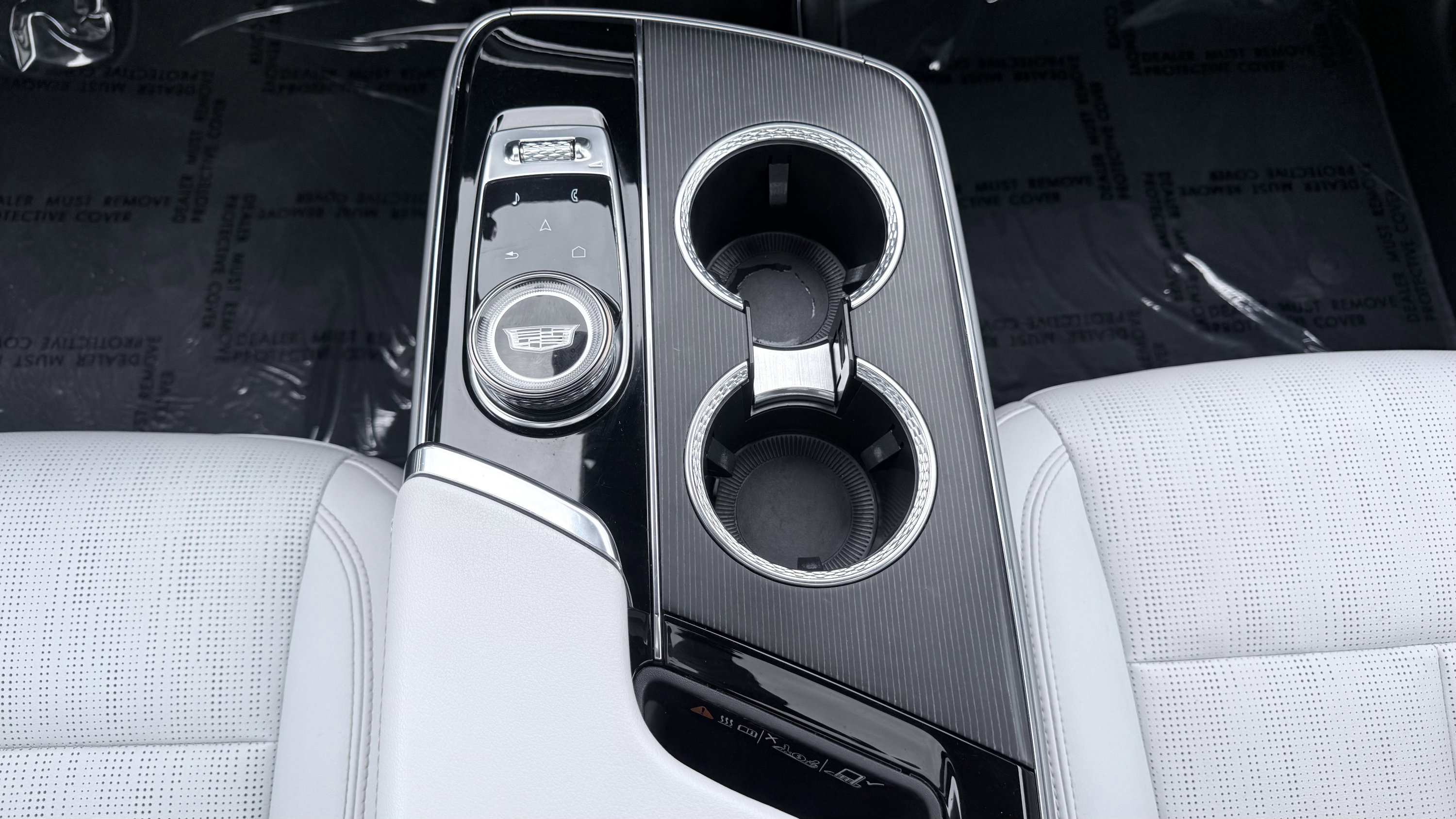 Used 2024 Cadillac Lyriq Luxury image 53