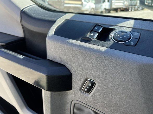 Used 2019 Ford F550 4x4 Regular Cab Super Duty image 10