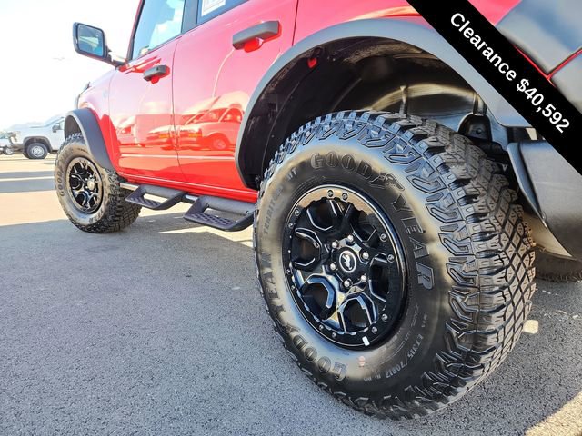 Used 2023 Ford Bronco Wildtrak image 15