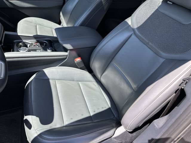 Used 2025 Ford Explorer Active w/ Active Comfort Package AWD/4WD image 15