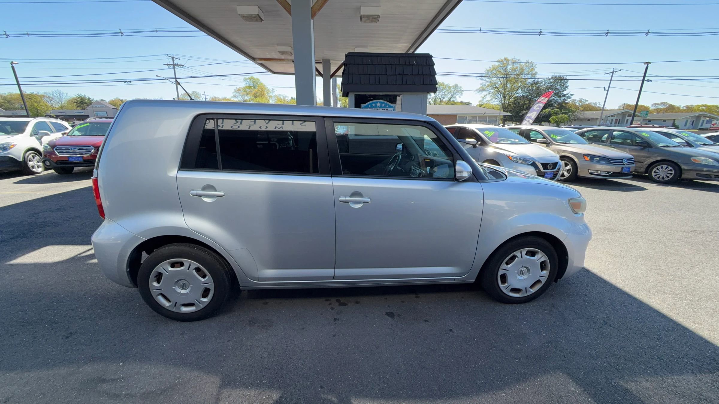 Used 2009 Scion xB FWD image 7