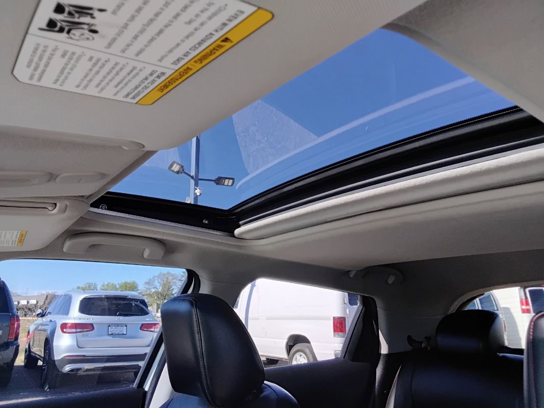 Used 2014 Nissan Juke SL AWD/4WD image 14