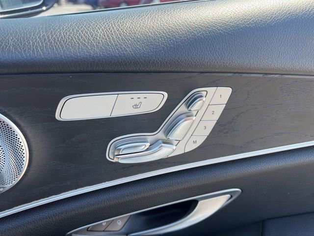 Used 2017 Mercedes-Benz E 300 4MATIC image 33