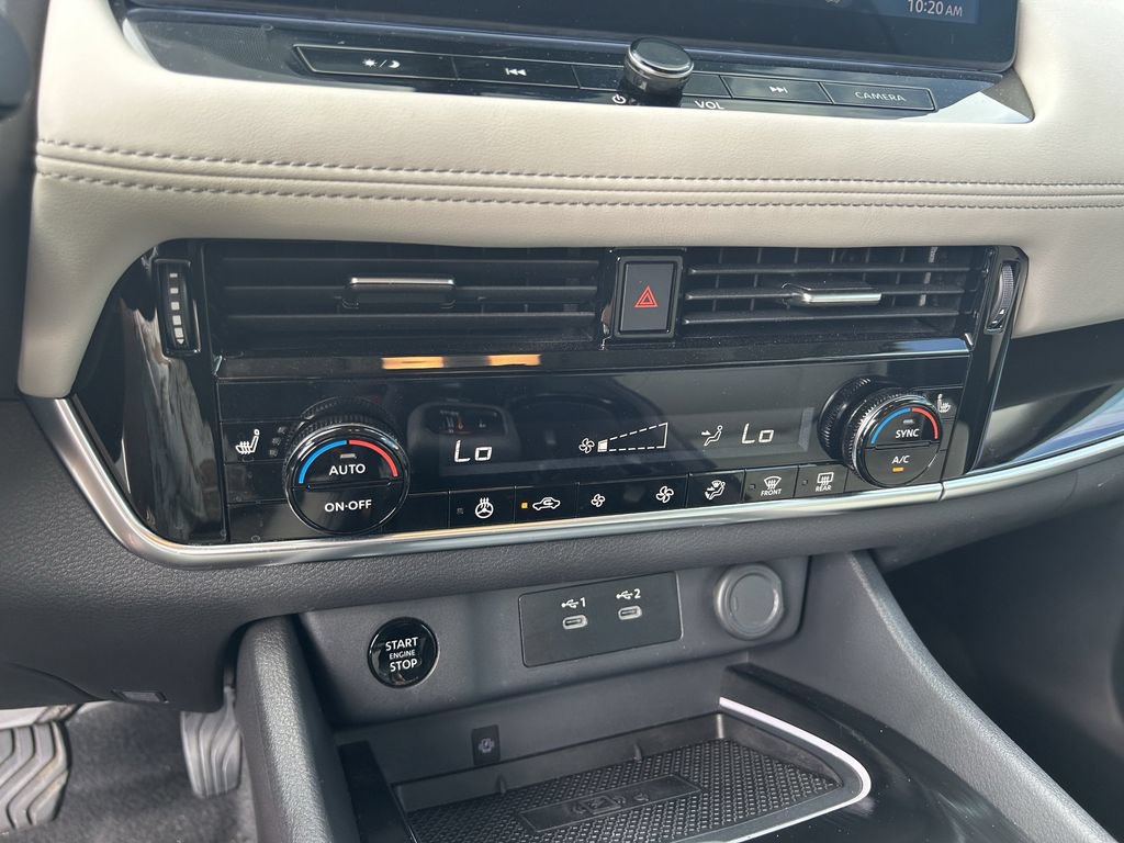 Used 2024 Nissan Rogue SL FWD image 28