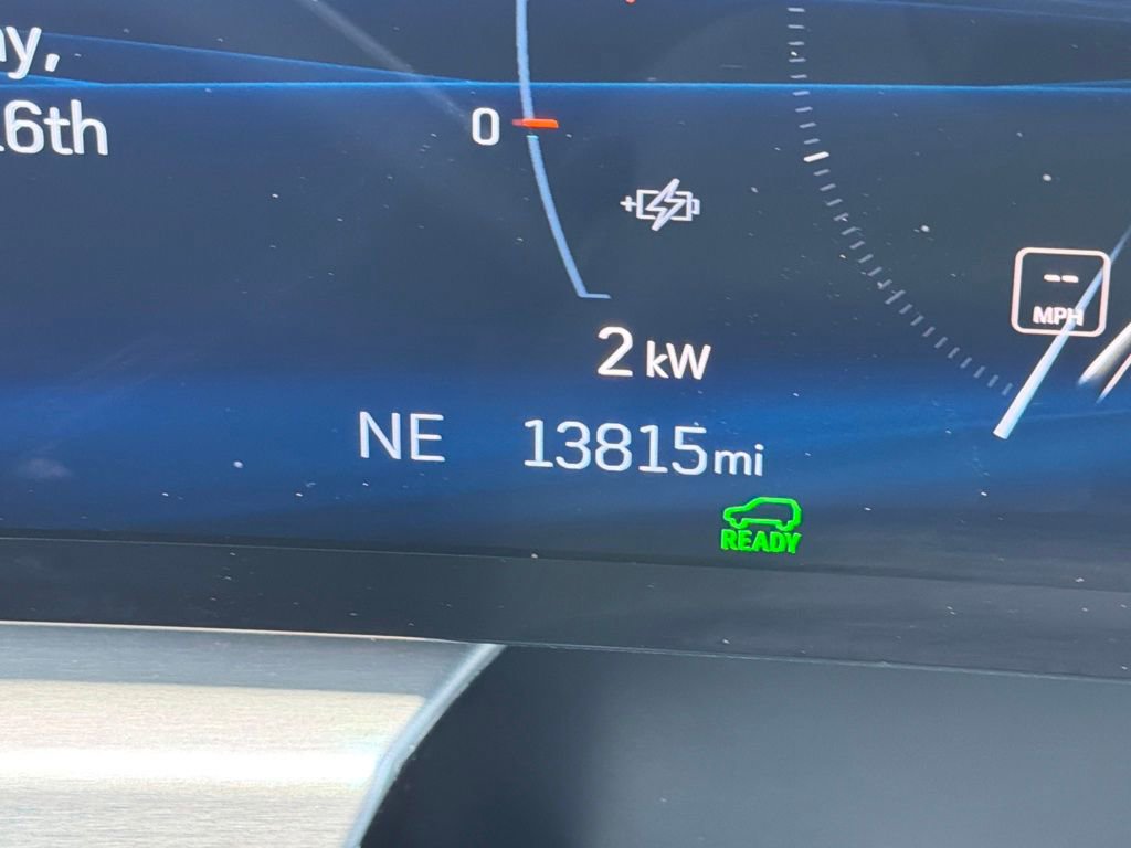 Used 2023 Cadillac Lyriq Luxury image 13