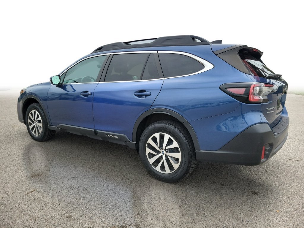 Used 2020 Subaru Outback Premium AWD/4WD image 3