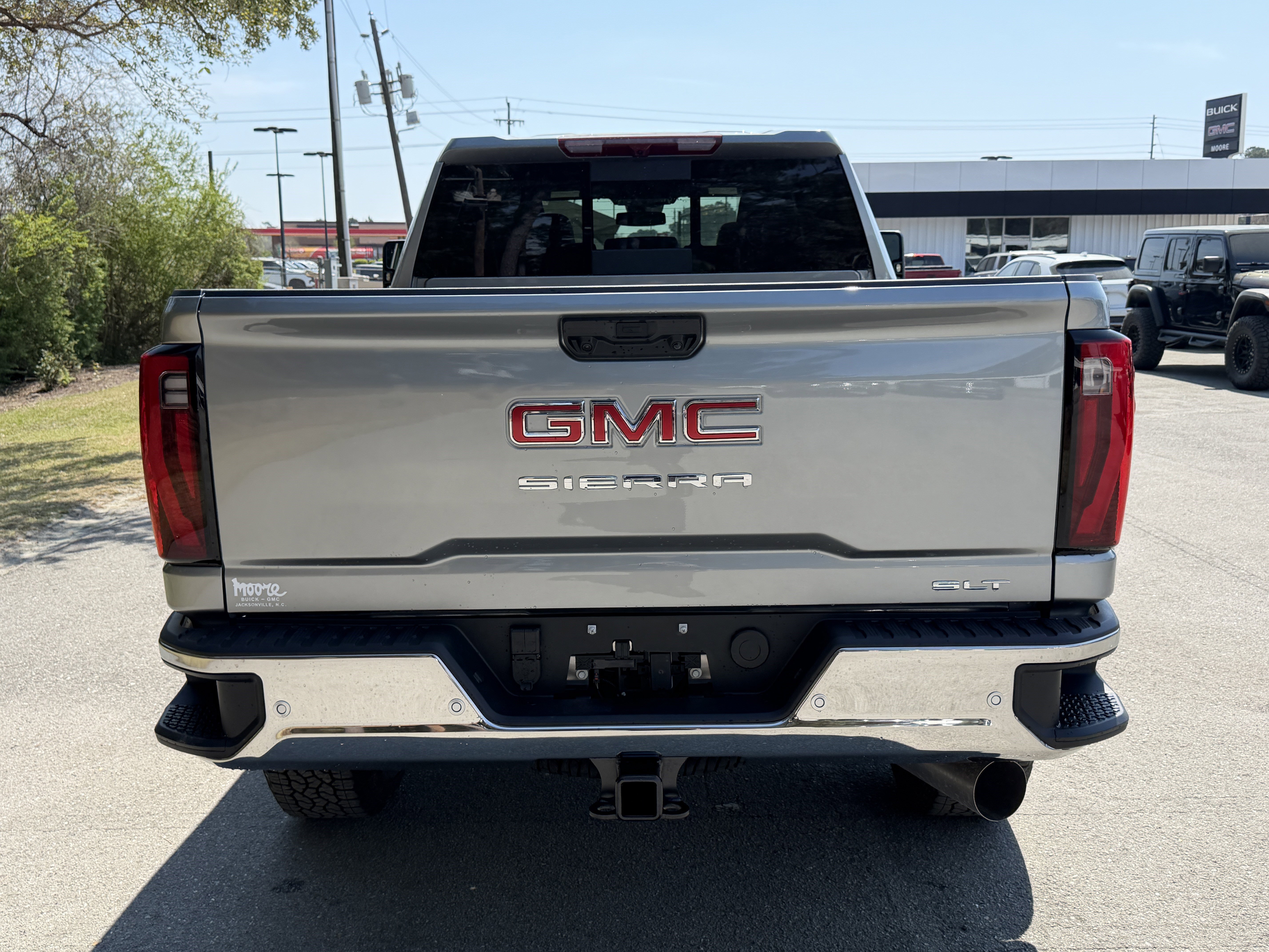 New 2026 GMC Sierra 2500 SLT image 9