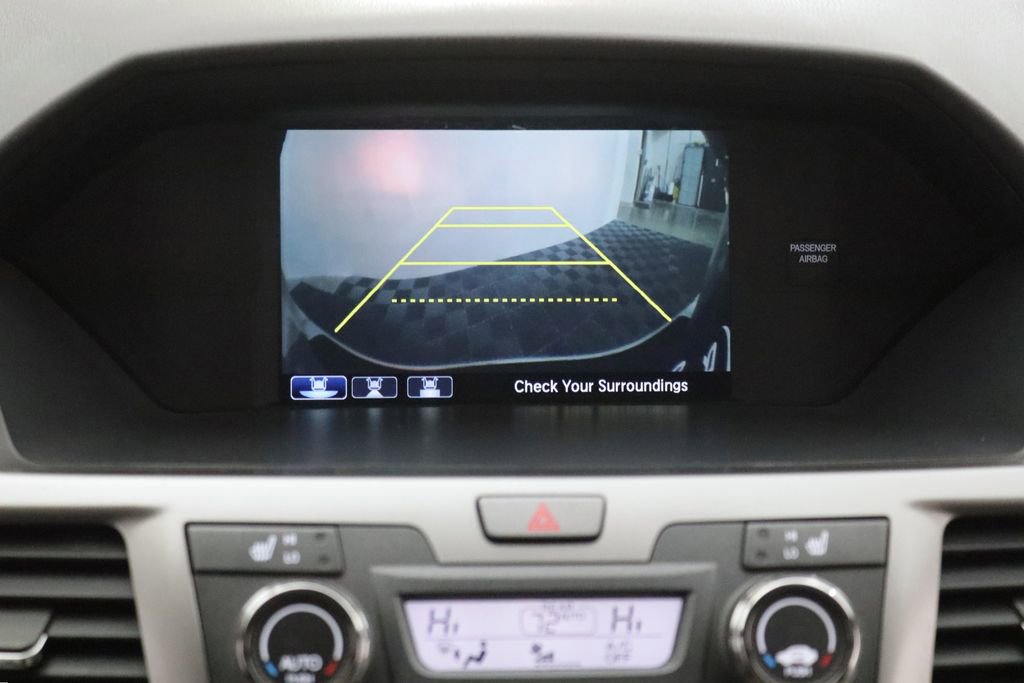 Used 2016 Honda Odyssey Touring image 21