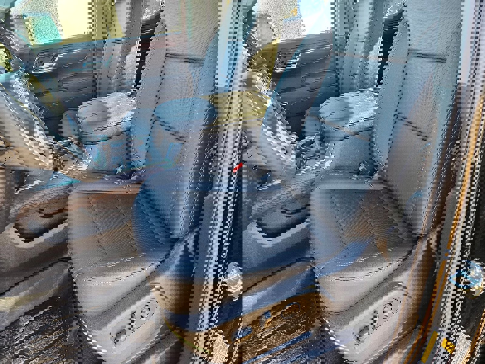 New 2026 GMC Sierra 1500 SLT w/ SLT Premium Plus Package image 22