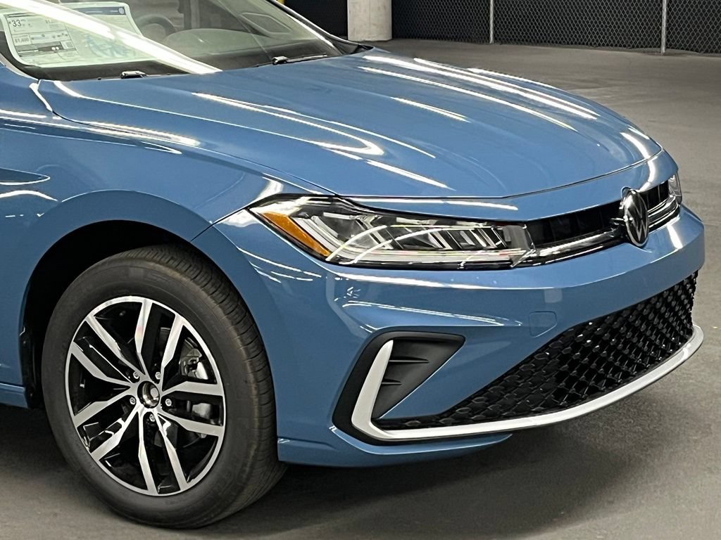 New 2027 Volkswagen Jetta SE FWD image 36
