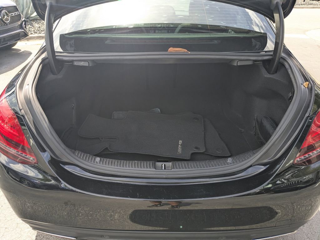 Used 2019 Mercedes-Benz C 300 Sedan image 11