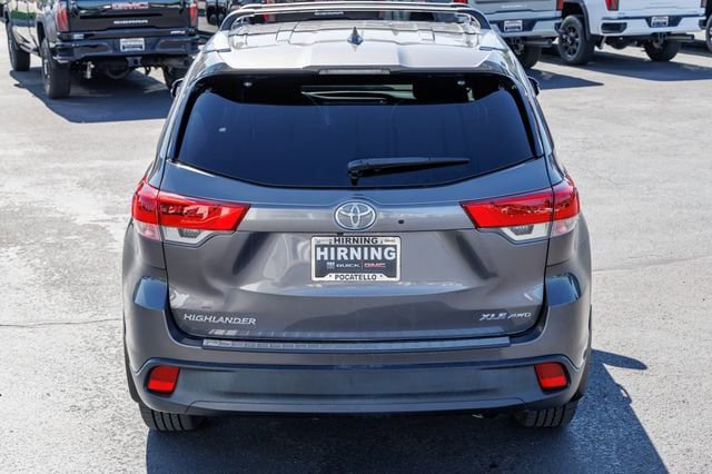 Used 2017 Toyota Highlander XLE w/ Protection Package #3 AWD/4WD image 34